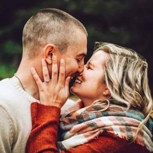 Meet your Posher, Troy